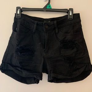 black distressed shorts 🖤